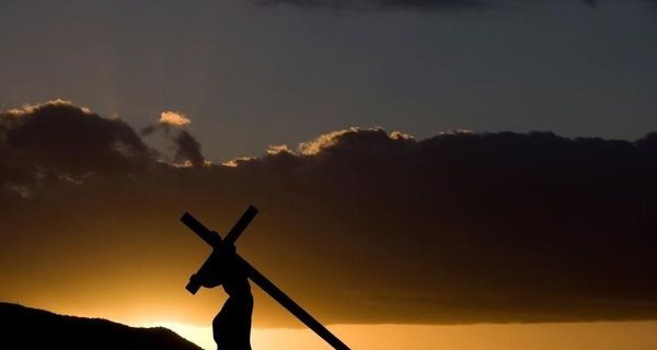 DISCIPLES DE JESUS OU SUIVRE JESUS ? 