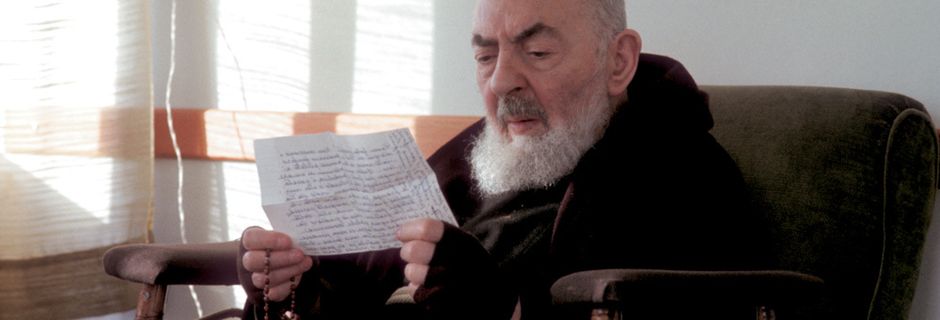 LE CRUCIFIE DU GARGANO: SAINT PIO DA PIETRELCINA